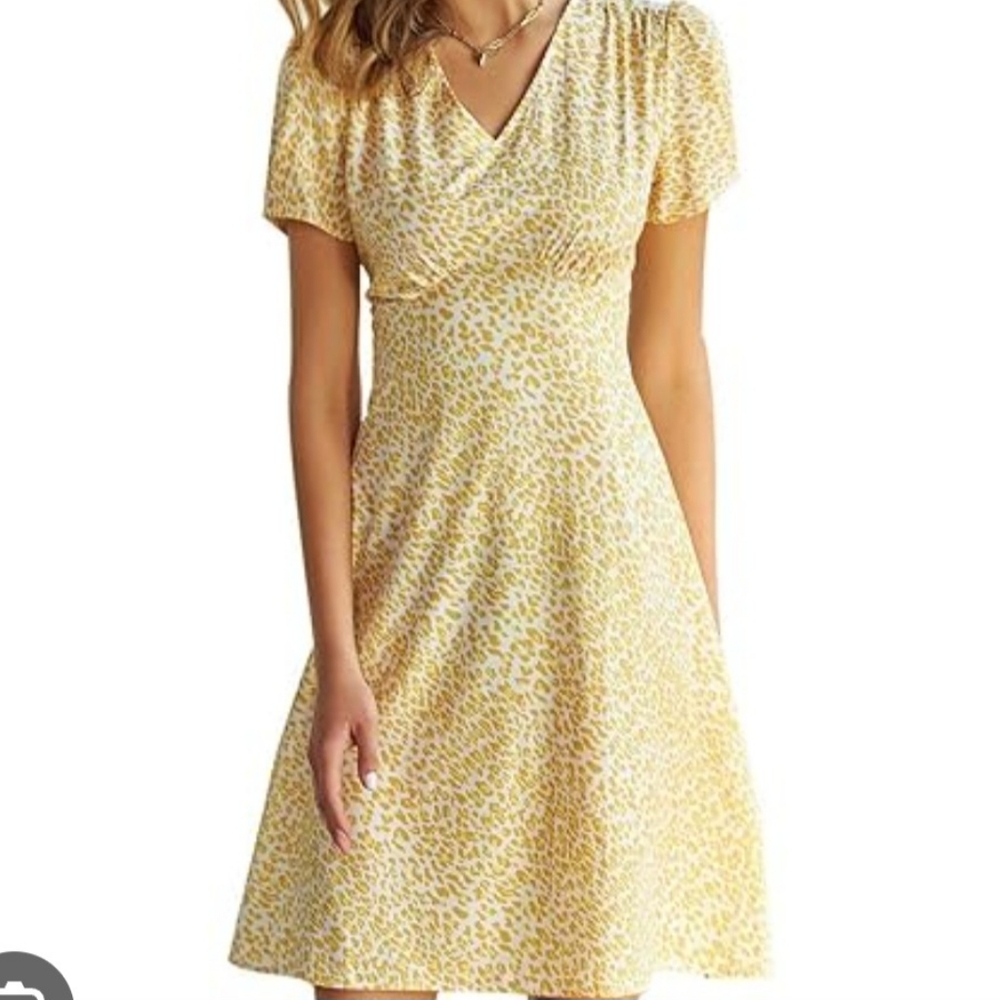 Large Grace Karin Yellow Cheetah Print Dress. Super Lightweight. Zips In Back.